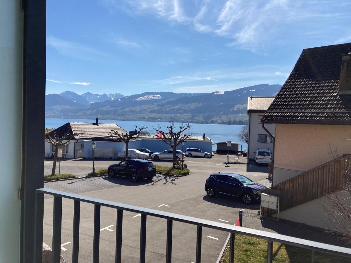 Roessli Hurden Bagian luar foto